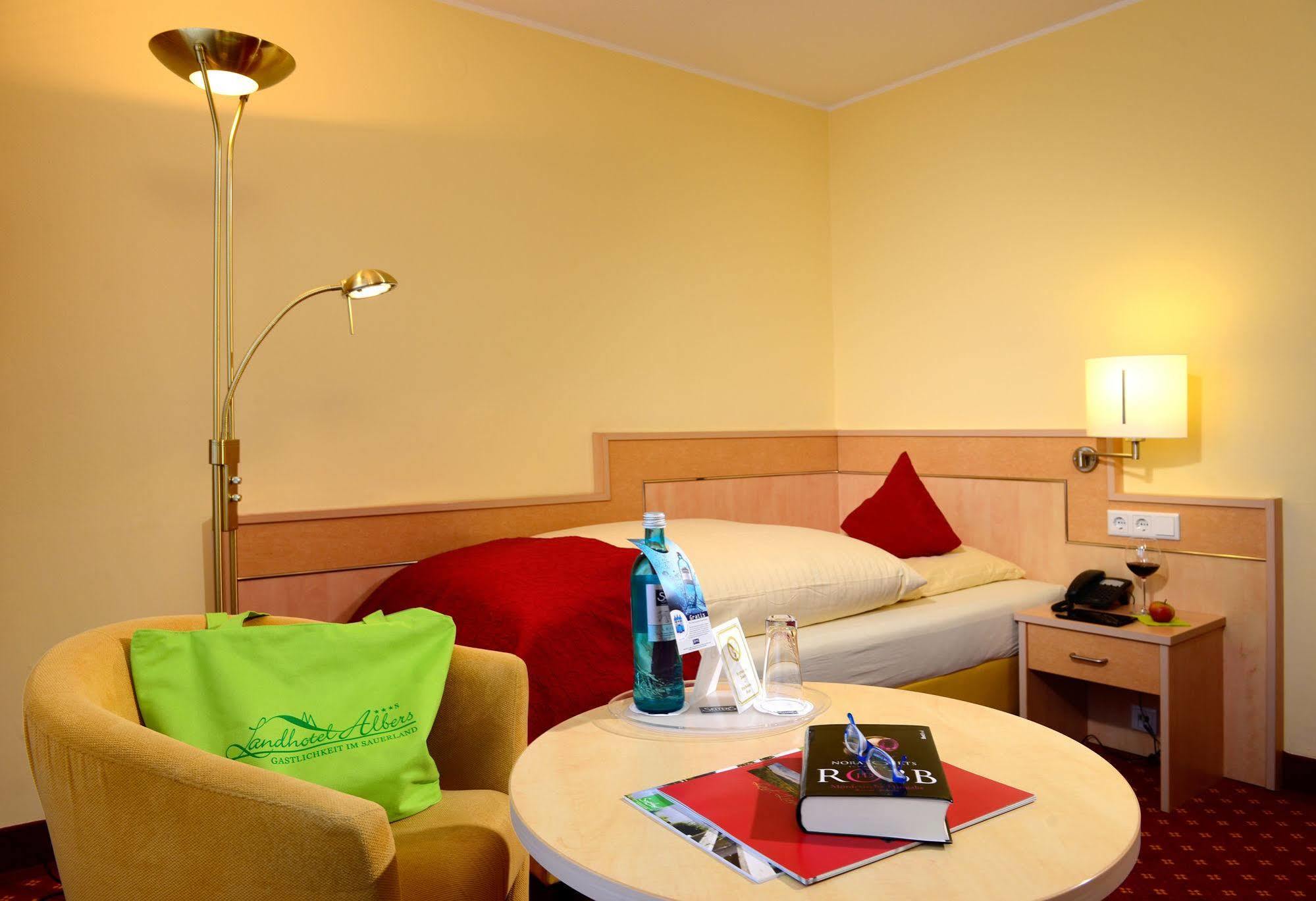 Landhotel Albers Schmallenberg Esterno foto